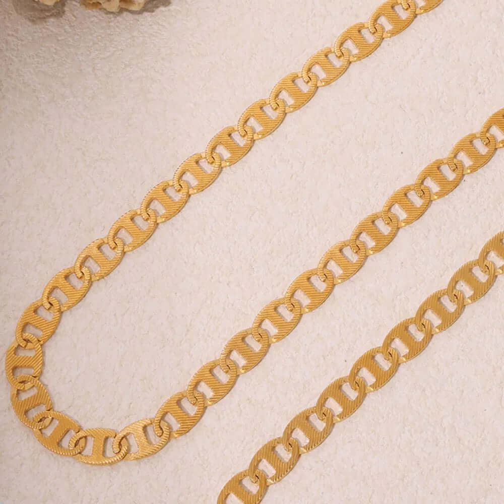 Women's Hip Fashion Gold Titanium Steel Chain Necklace