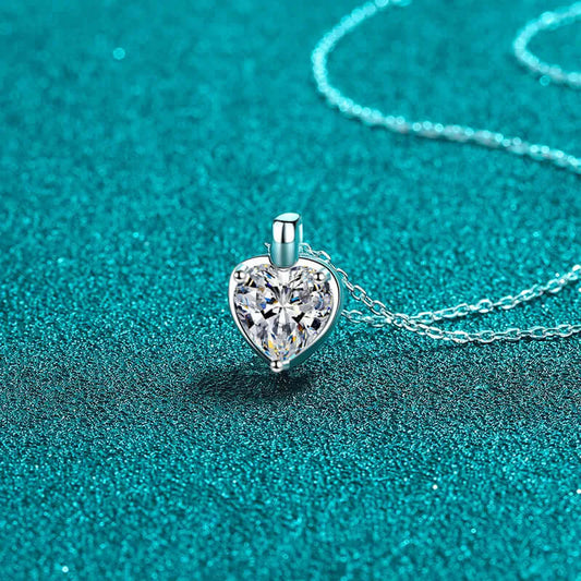 Women's Gorgeous 925 Sterling Silver Necklace - Stunning Heart Shaped 2 Carat Moissanite ❤️