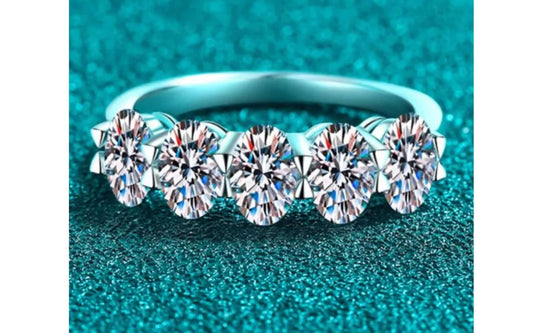 Women's Gorgeous Fashion 2.5 Carat Moissanite 925 Sterling Silver Ring 😍
