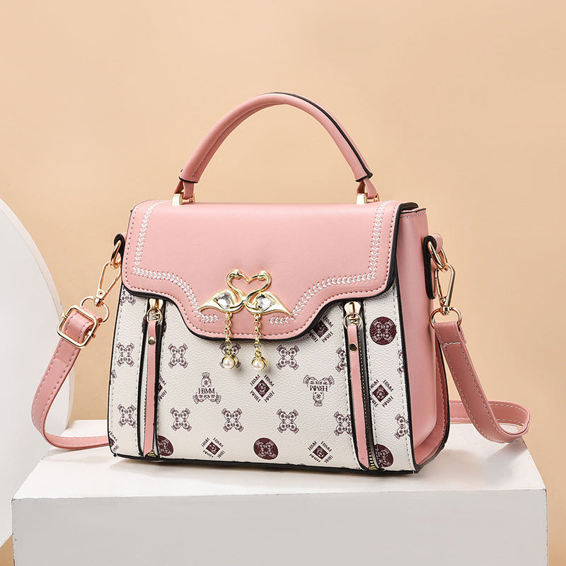 Women's Medium Crossbody Handbag 👜  Beautiful Pattern Design in 5 Color Options