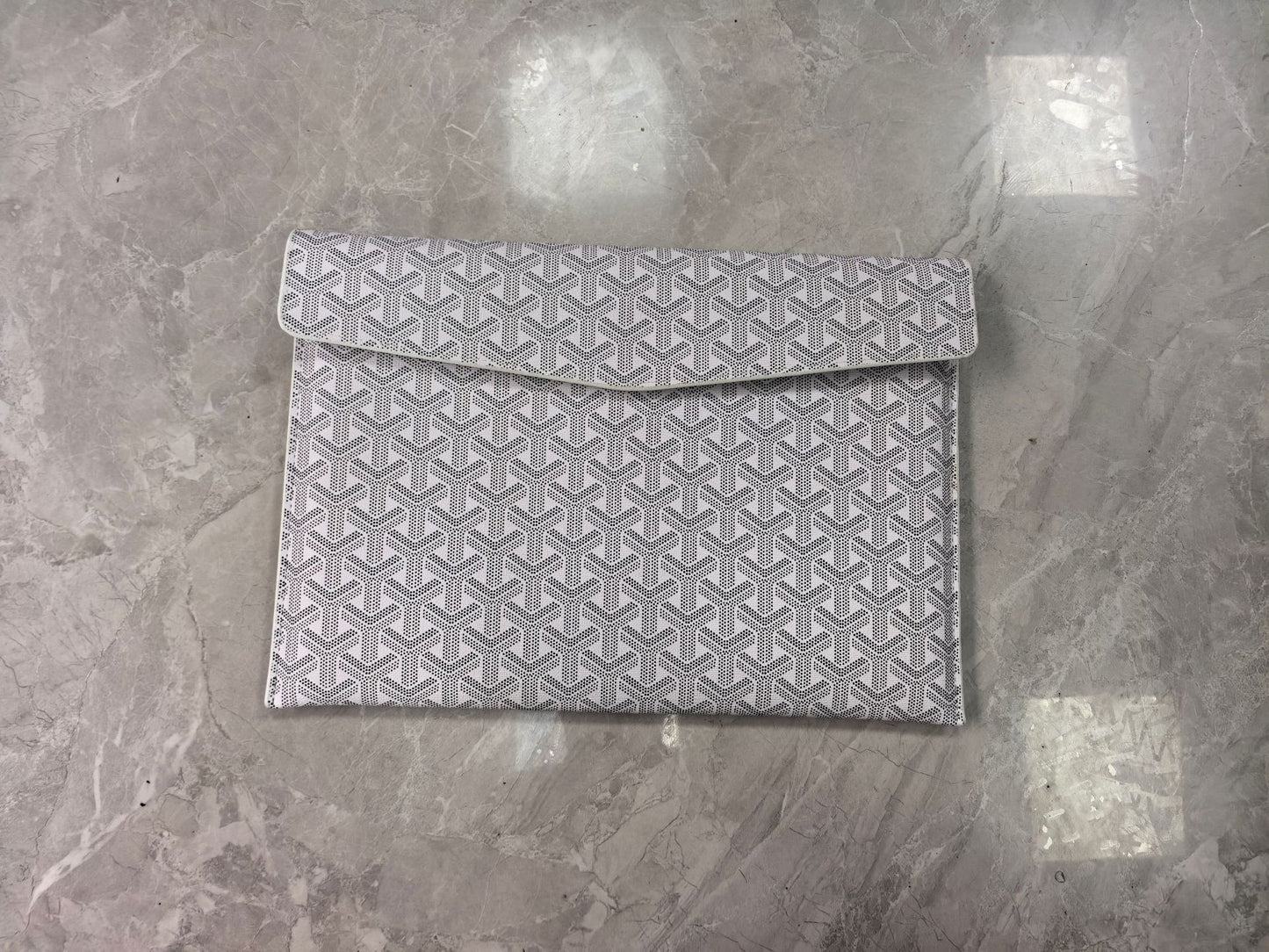 Geometric Pattern Laptop Bag - Lightweight Portable Notebook Bag 13 inch Capacity Unisex Colors