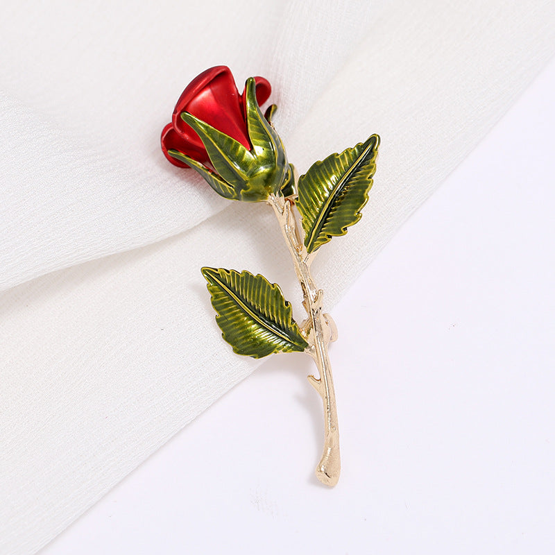 Beautiful Artistic Brooch - Vintage Alloy Pin, Simple Versatile Flower Lapel Accessory 🌹