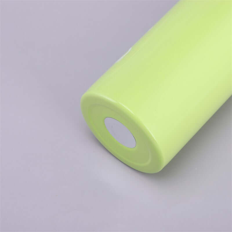 Chic Durable Insulated Stainless Steel Sports Bottle with Handle and 6-12 Hour Insulation Performance