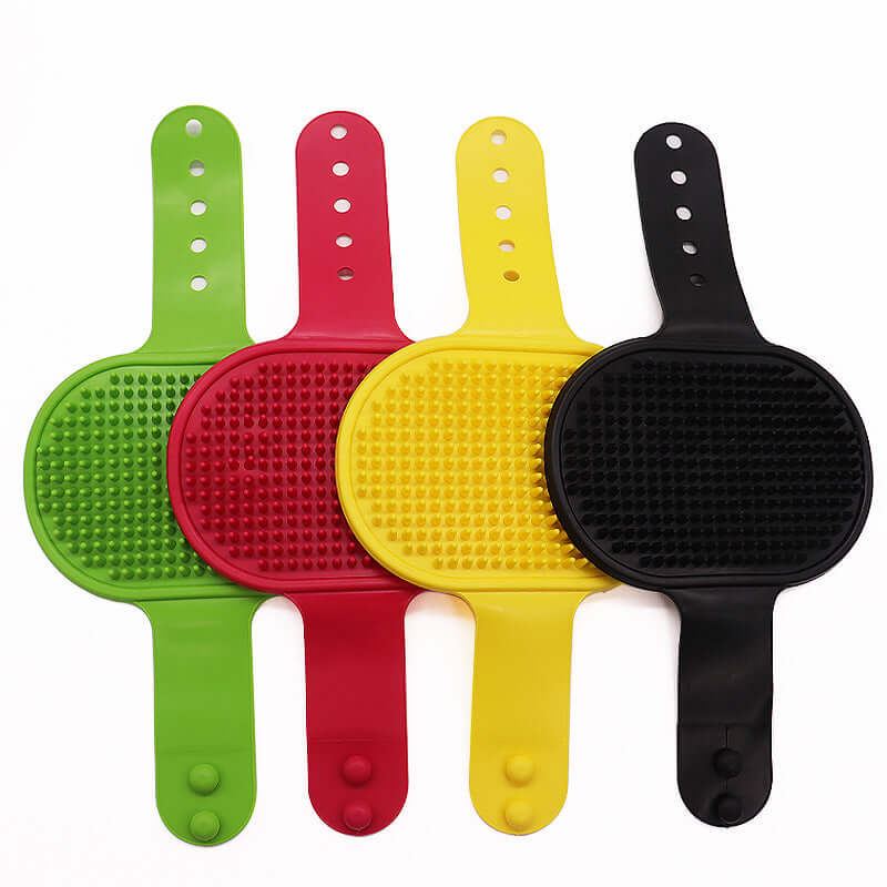 Soft Rubber Silicone Dog & Cat Pet Bathing and Massage Brush with Hand Grip 🦮🐈‍⬛️