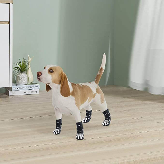 Fun Pet Socks 🧦 🐾 Warm Paw Covers for Dog - Outdoor Anti-Slip Grip and Waterproof 4 Pack