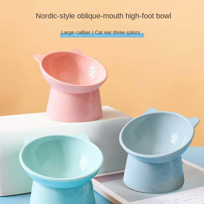 Smart Design Elevated Pet Feeding Bowl with Tilted Neck Protection, Anti-Tip Plastic Bowl Food & Water 🦮🐈