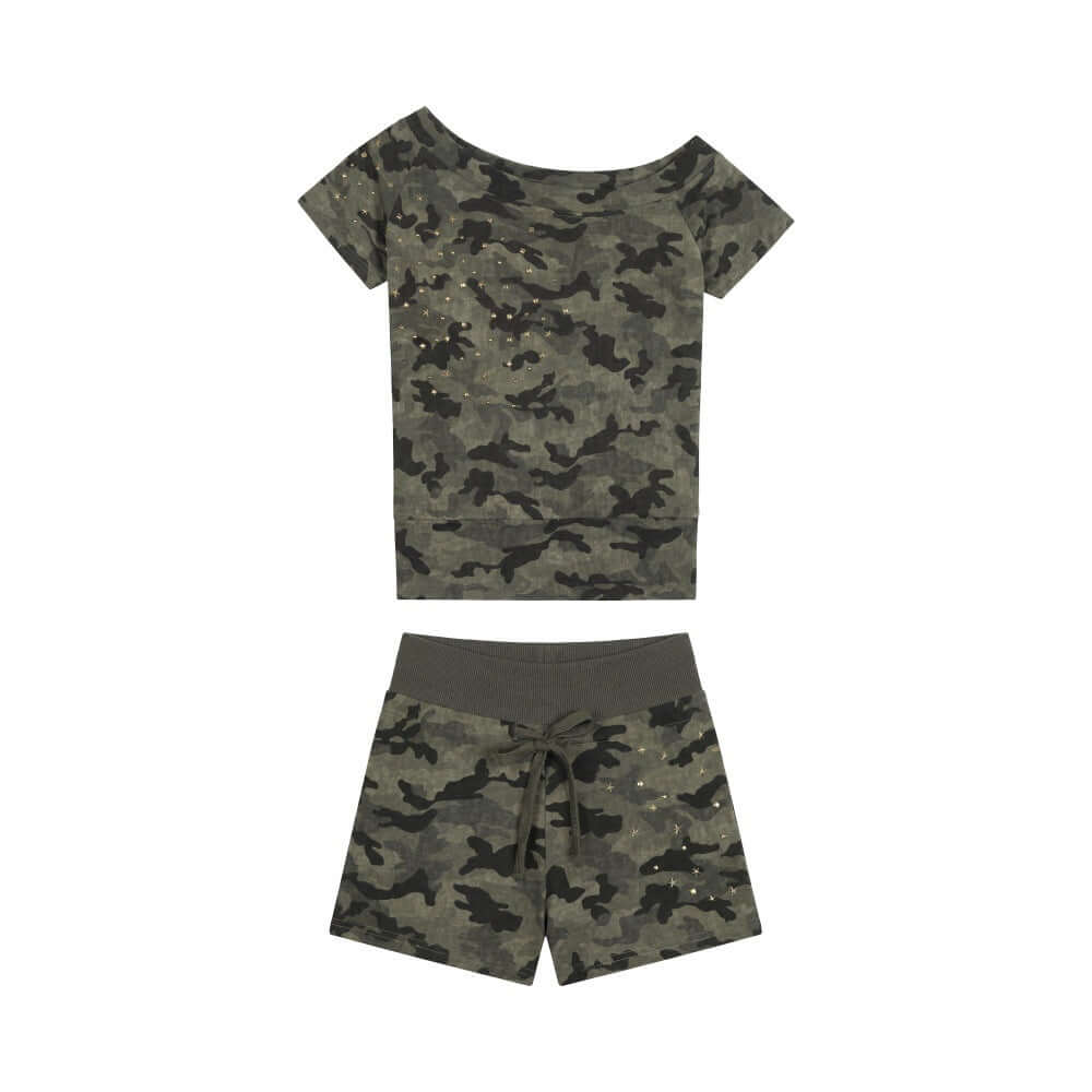 Popular Camouflage 2-Piece SET - Short Crop Shoulder T-Shirt & Summer Fitted Slimming Shorts