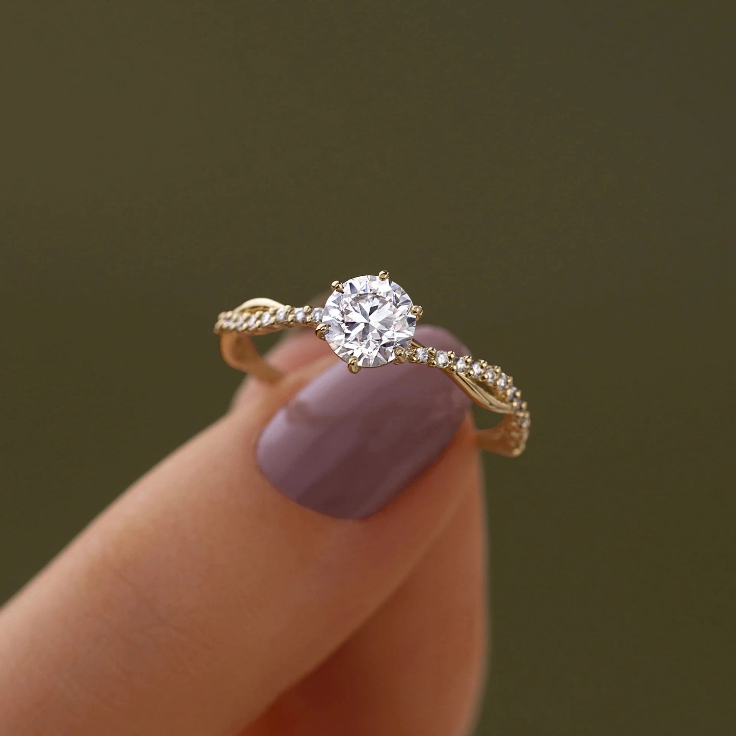 Women's Luxurious Silver Ring 💍 S925 PURE SILVER Woven Wave Diamond Row Center Stone