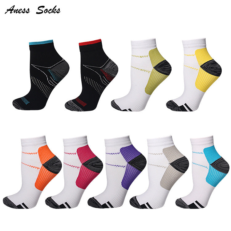 Sporty Unisex Compression Socks - Quick-Drying Antibacterial Durable Comfort 🧦