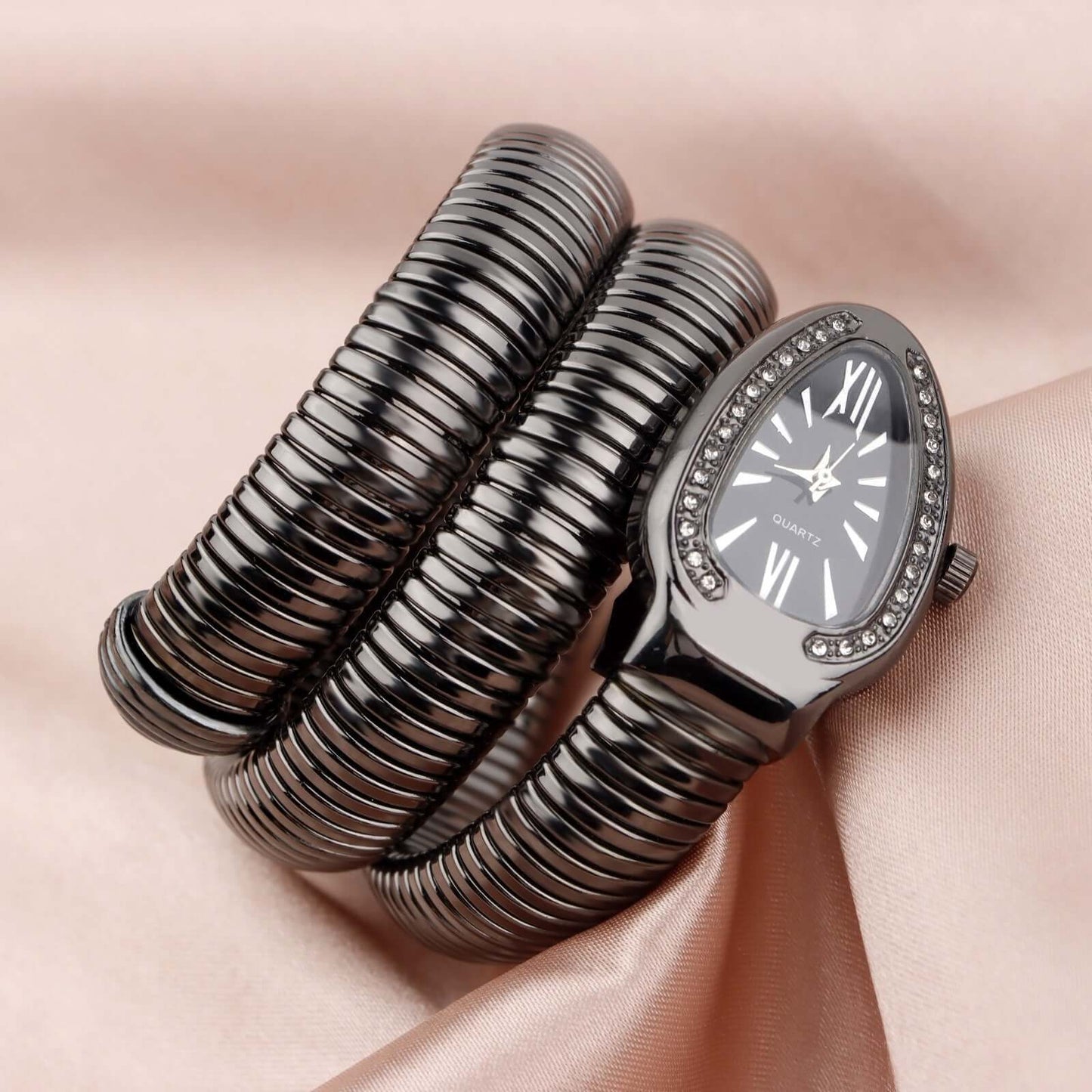 Women's Chic Snake Shaped Watch - Creative Quartz Fashion Bracelet in 4 Color Options