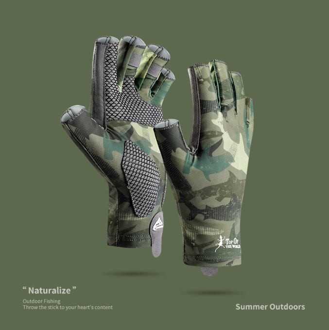 Professional Outdoor Sports and Fishing Gloves - Non-Slip Half Finger Nylon & Spandex 🎣