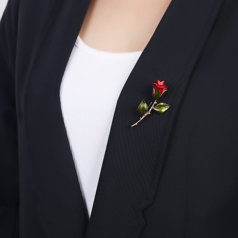 Beautiful Artistic Brooch - Vintage Alloy Pin, Simple Versatile Flower Lapel Accessory 🌹