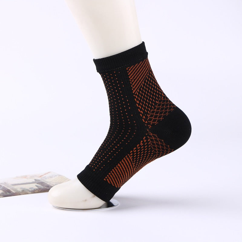 Sporty Unisex Nylon Compression Socks for Ankle Protection, Single Pair 🧦