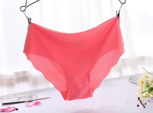 Women's Sensual Feel Good Panties - Ultra Thin Viscose Seamless Briefs