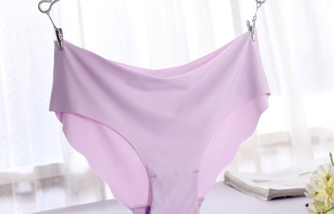 Women's Sensual Feel Good Panties - Ultra Thin Viscose Seamless Briefs