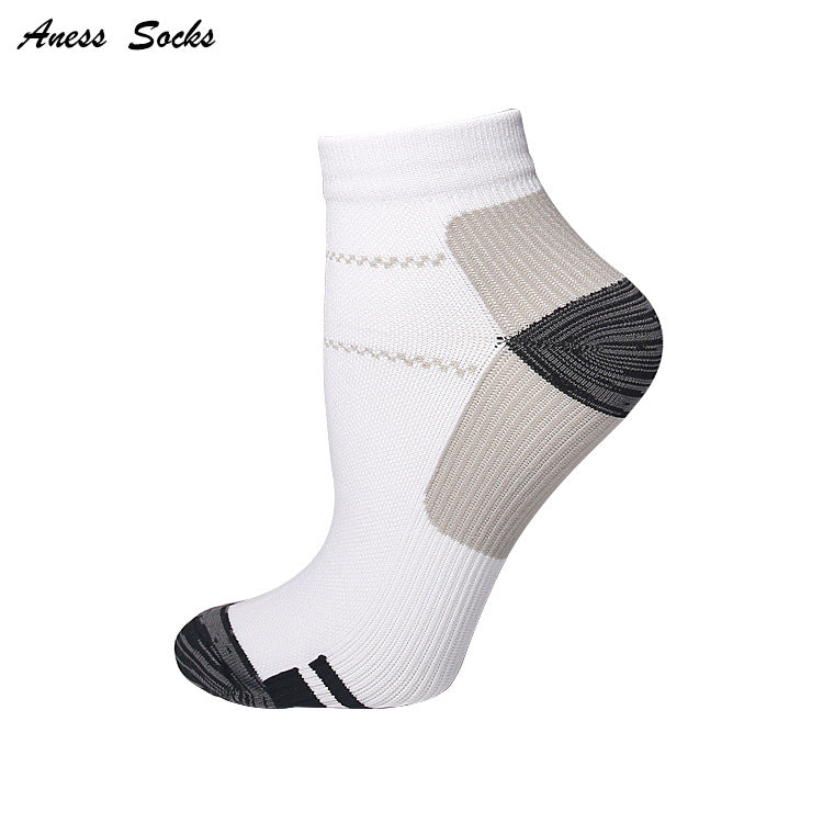 Sporty Unisex Compression Socks - Quick-Drying Antibacterial Durable Comfort 🧦