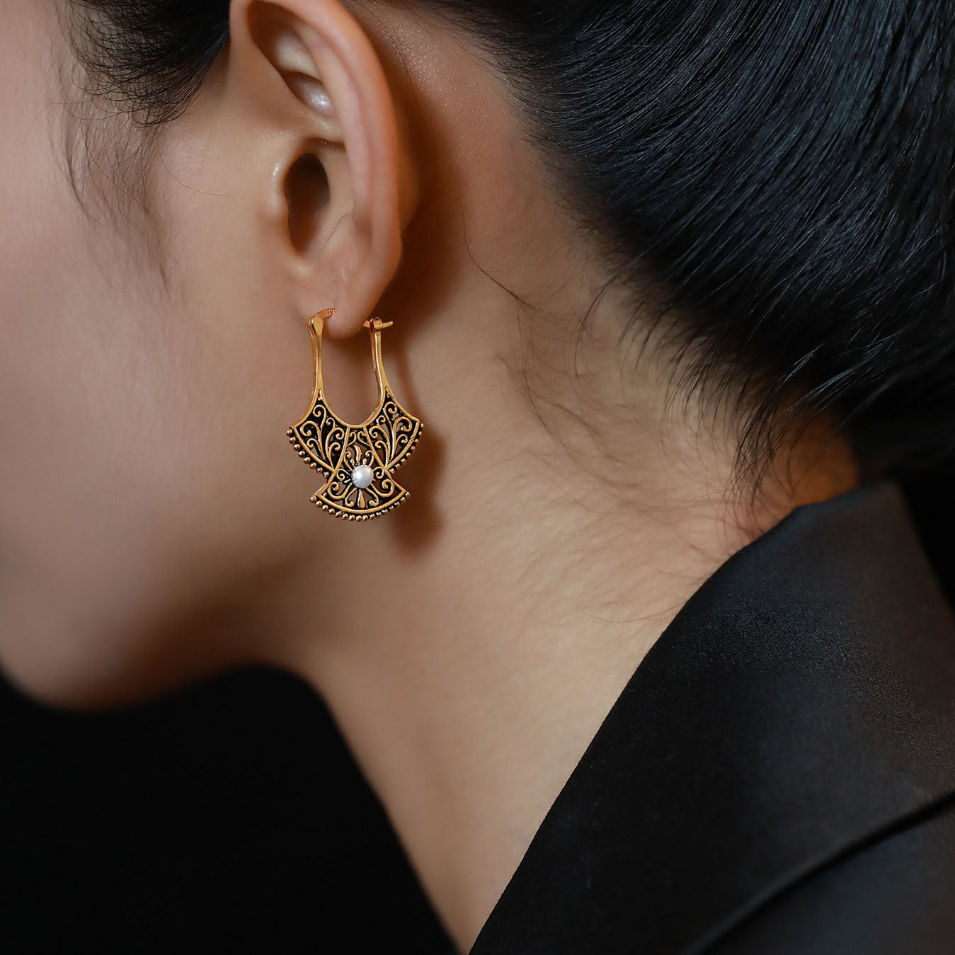 Chic Gold Phoenix Tail Earrings for Women - Copper Geometric Styling