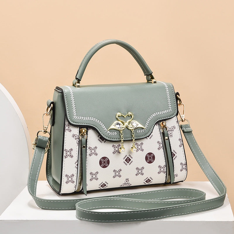 Women's Medium Crossbody Handbag 👜  Beautiful Pattern Design in 5 Color Options