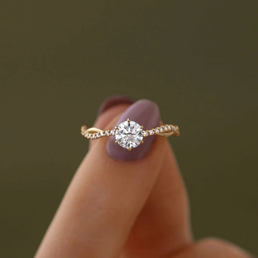 Women's Luxurious Silver Ring 💍 S925 PURE SILVER Woven Wave Diamond Row Center Stone