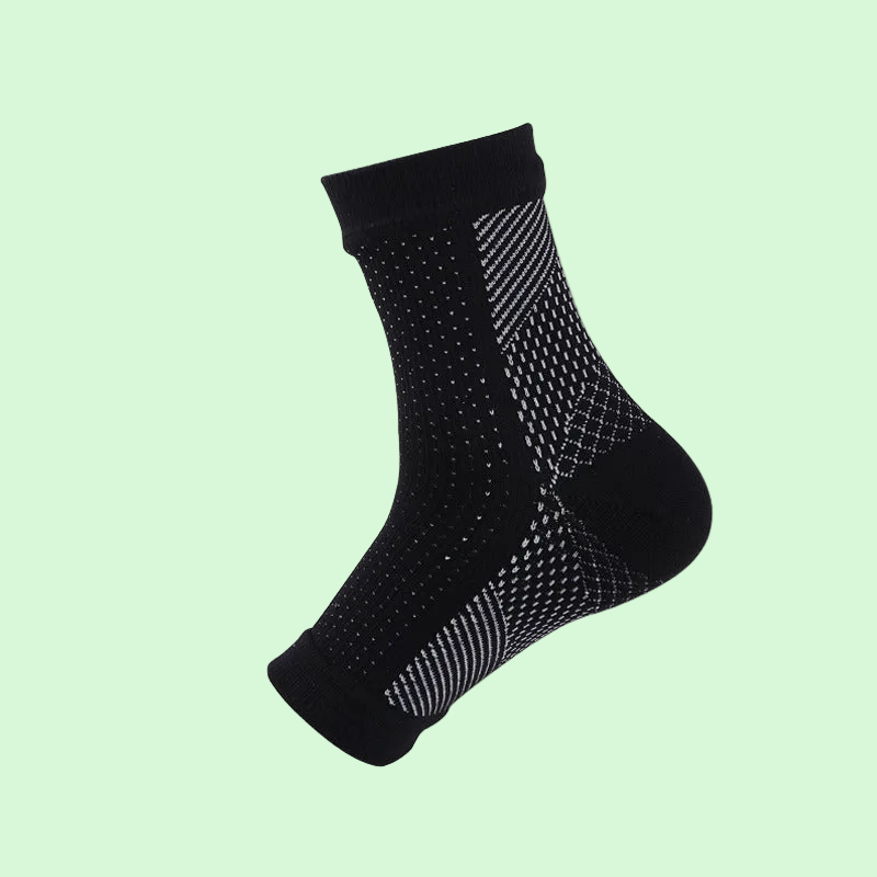 Sporty Unisex Nylon Compression Socks for Ankle Protection, Single Pair 🧦