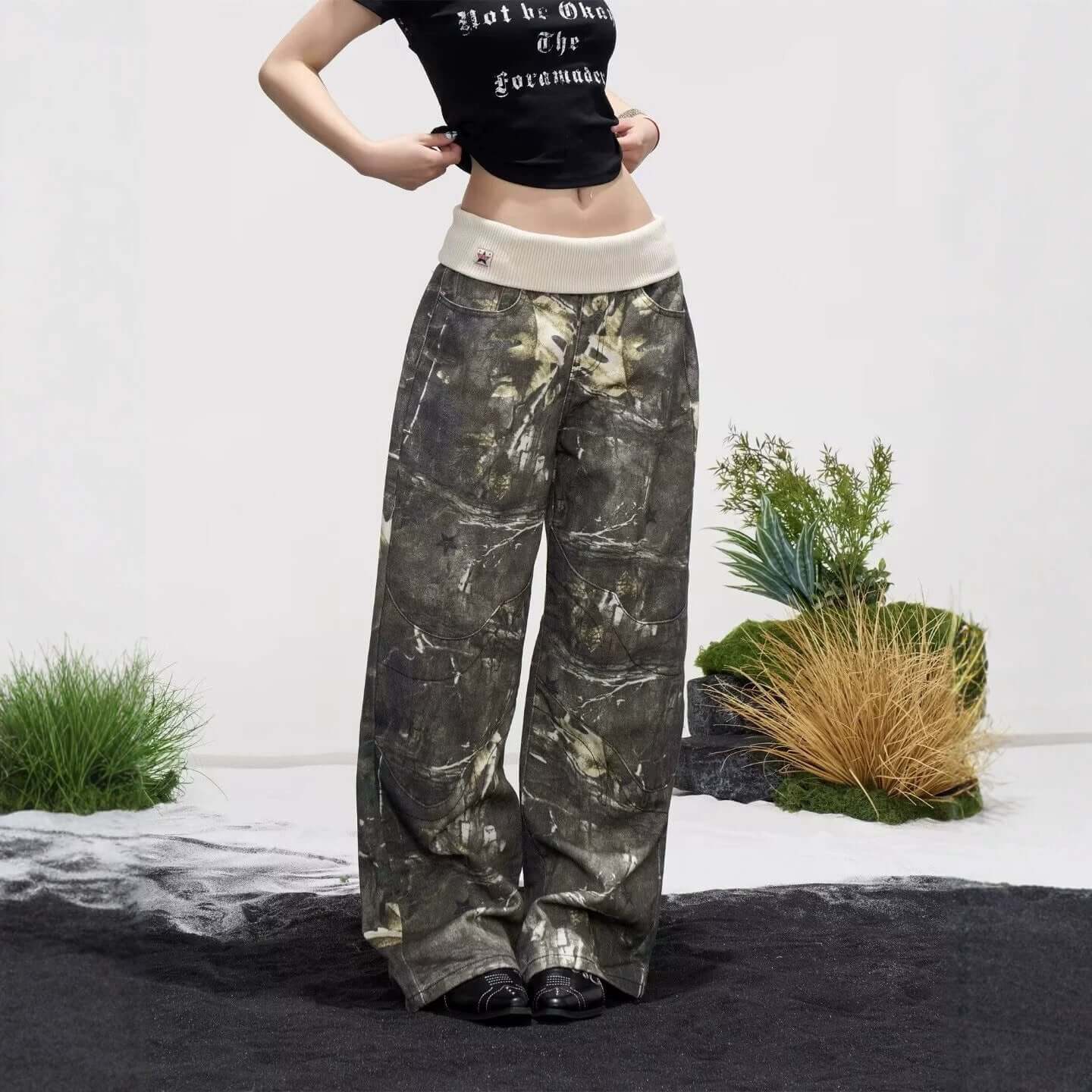 Sexy & Popular Ribbed Waistband Leaf Camouflage Wide-Leg Jeans for Women