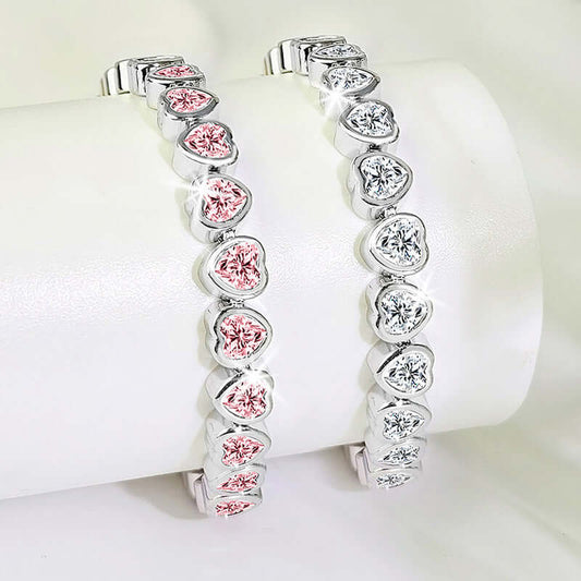 Gorgeous Rotating Heart Pattern Trimmed Love Bracelet 💝 Heart Shaped Zirconia & Electroplated Gold