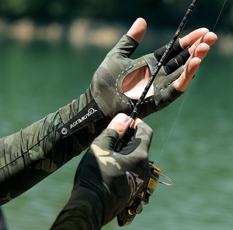 Professional Outdoor Sports and Fishing Gloves - Non-Slip Half Finger Nylon & Spandex 🎣
