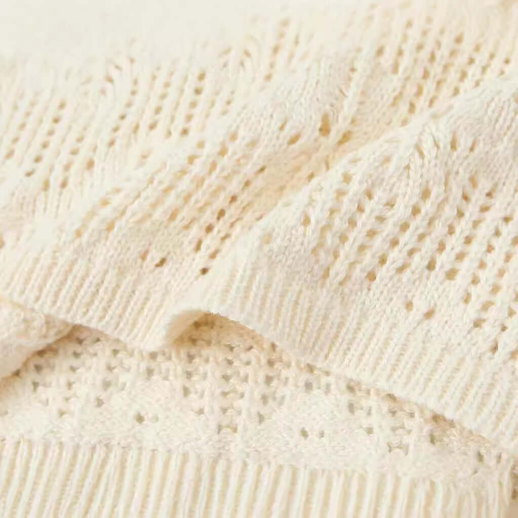 Women's Gorgeous Chic Casual Top - Breathable Decorative Stitch Temperament V-neck Flying Sleeves