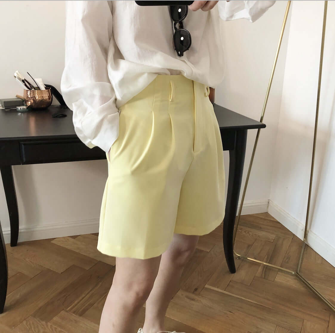 Louu summer new Korea Dongda Gate Quality Simple casual high waist suit shorts loose fashion pants women