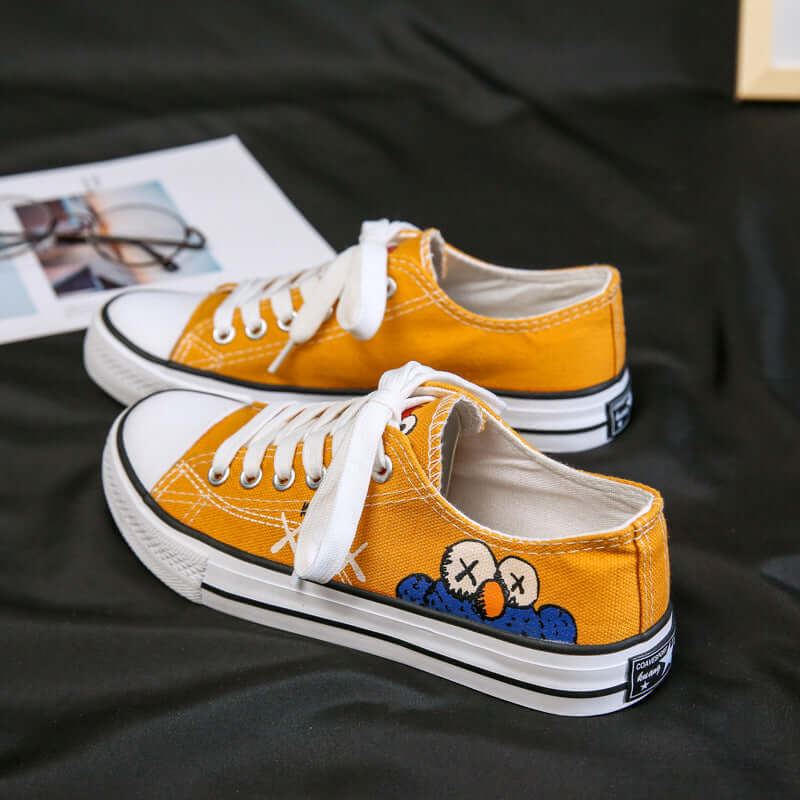 Hand-painted sesame street canvas shoes female students Korean new small dirty orange port small white tide shoes 2019 summer shoes shoes