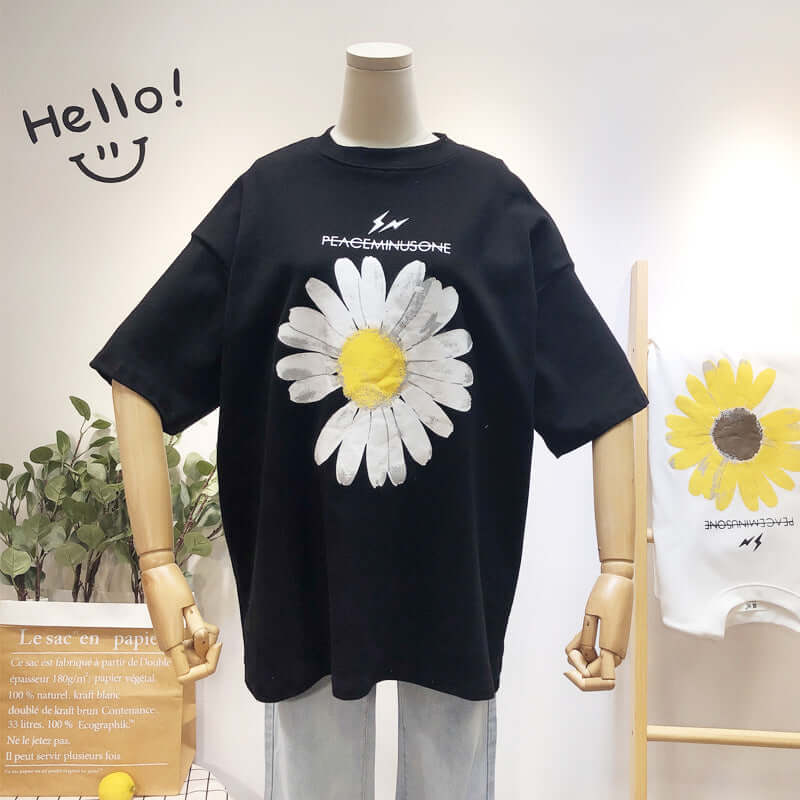 Net red super fire short sleeve small daisy t-shirt female half sleeve 2021 new Korean version of the loose clothes INS tide summer