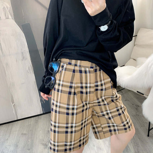 Small fragrance 2021 summer new straight five pants female port taste female INS shorts female high waist plaid pants 3133