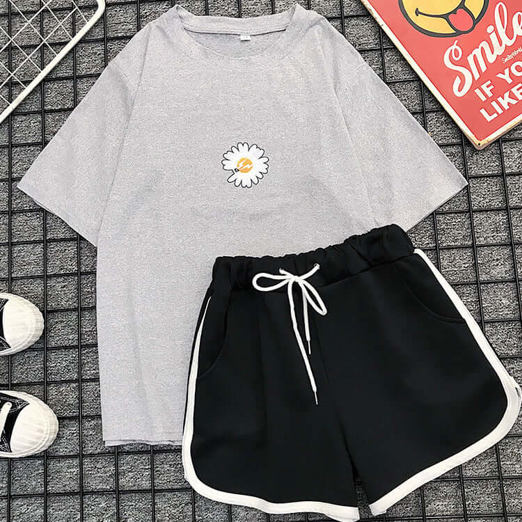 Shorts female summer suit two sets of foreign air 2020 new loose thin thin casual port flavor fashion suit tide