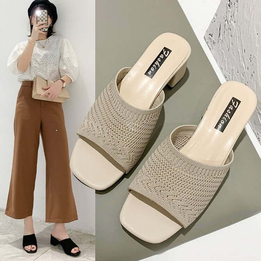 Medium with sandals, female 2020 summer new Korean version of the flying weave wears a word fashion female sandals and slippers wholesale generation