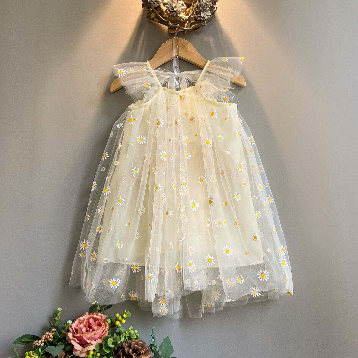 Girls little daisy dress summer dress new children's foreign style mesh skirt little girl super fairy princess dress