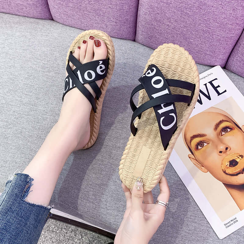 Slippers female wear 2021 new cross bow flat bottom customs sandals female summer cross-border bear slippers female