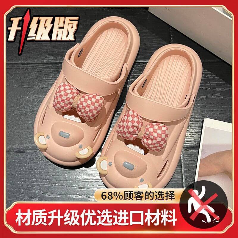 Stepping on shit feeling hole shoes female cute Baotou slippers female outerwear students cheap all-match thick-soled two-wear ins sandals