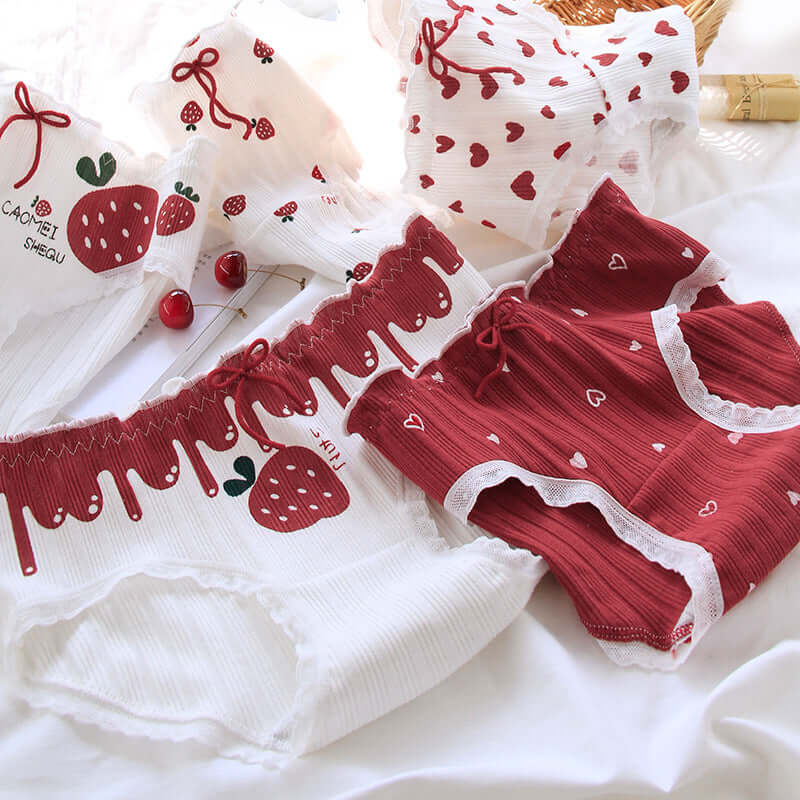 Love Strawberry Big Red Wooden Ear Tengu Pants Pure Cotton Mid Medium Waist Delta Ms. Panties Wholesale 2801