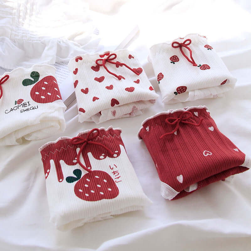 Love Strawberry Big Red Wooden Ear Tengu Pants Pure Cotton Mid Medium Waist Delta Ms. Panties Wholesale 2801