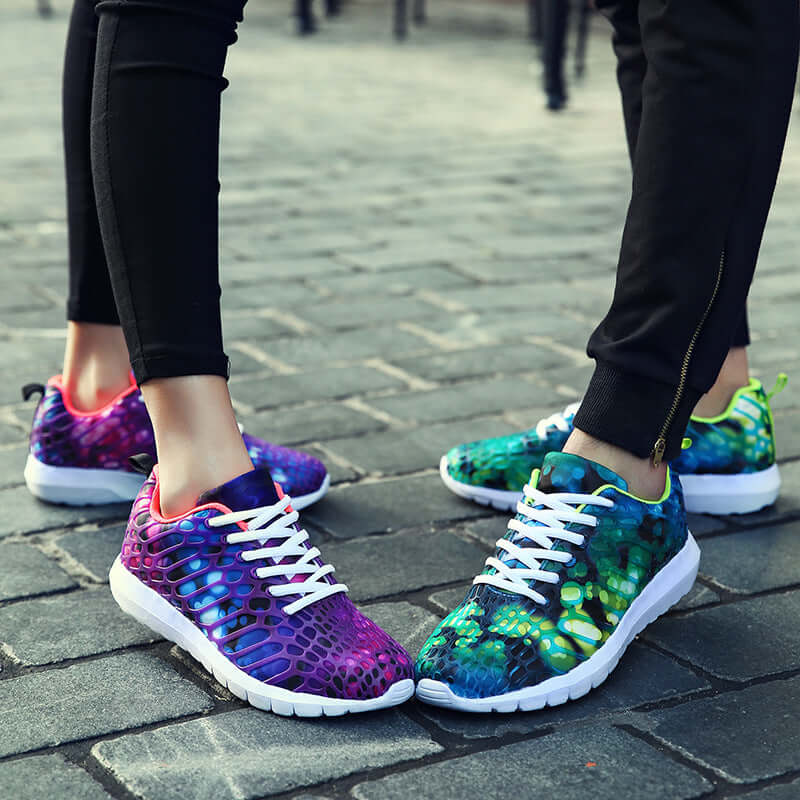 2020 spring and summer new student breathable sneakers women's shoes Korean version of the tidal colorful mesh men's casual shoes men's shoes