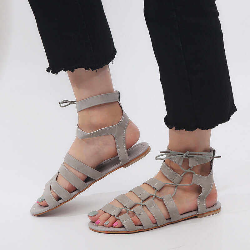 Wish independent station new 2020 summer European and American foreign trade new flat-bottomed Roman plus size 43 size female sandals in stock