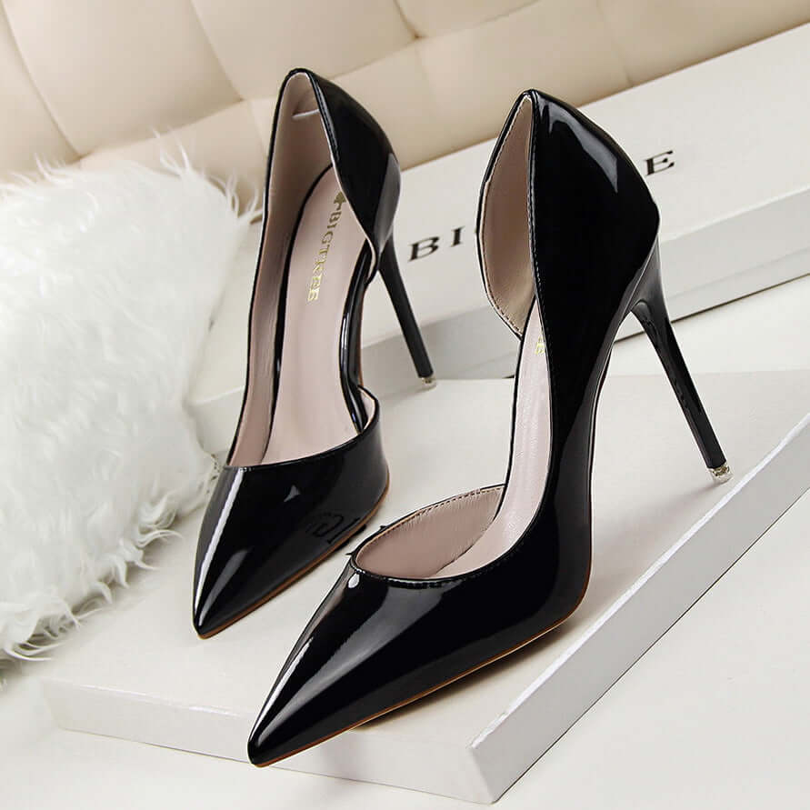638-5 Korean version of the fashion simple and stiletto high-heeled patent leather shallow mouth sharp hollow sexy thin high heel shoes single shoes