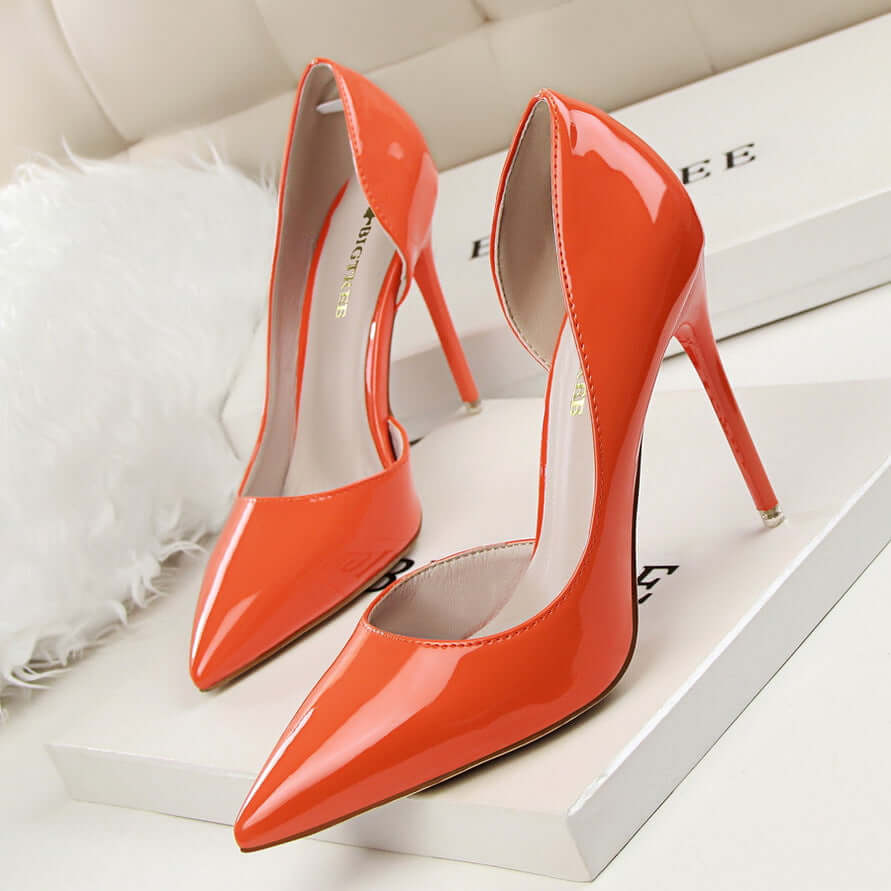 638-5 Korean version of the fashion simple and stiletto high-heeled patent leather shallow mouth sharp hollow sexy thin high heel shoes single shoes