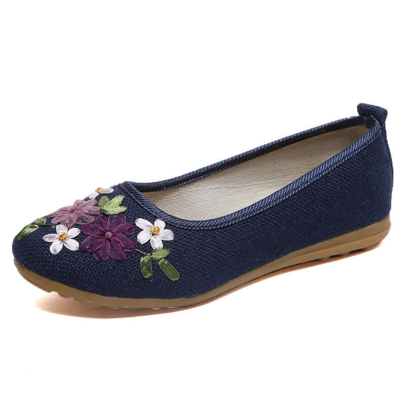 Handmade old Beijing cloth shoes national wind embroidery shoes flat linen women single shoes ancient wind day ladies factory direct supply