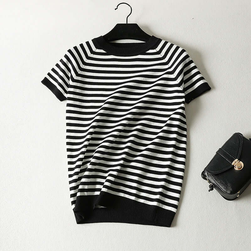 Wholesale Korean version of the striped slim short sleeve sweater recommended thin T-shirt student pullover bottoming shirt context female