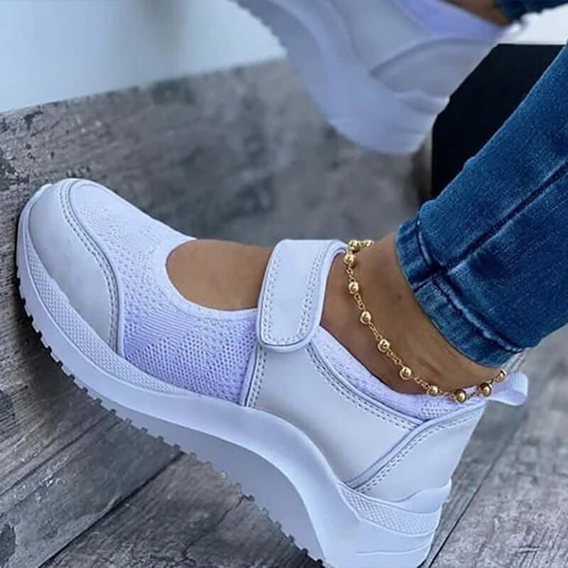 Vulcanize Shoes Sneakers Women Shoes Ladies Slip-On Knit Solid Color Sneakers for Female Sport Mesh Casual Shoes for Women 2021