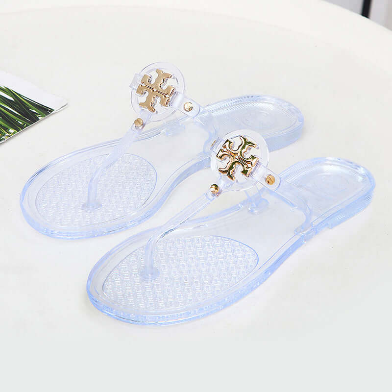 2022 Summer New Style Beach Sandals And Slippers With Toe Metal Buckle Crystal Jelly Fashion Designer Woman Flip Flops Slipper