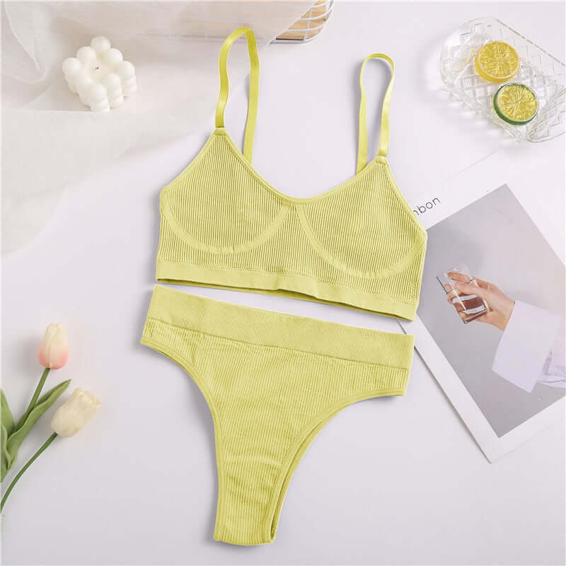 Seamless Wireless Bralette Set - Women's