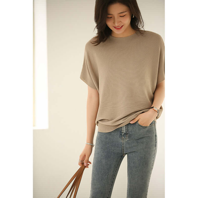 Xiuye simple ice silk knit shirt female short sleeve 2021 summer new Korean version of the loose round collar bat sleeve shirt