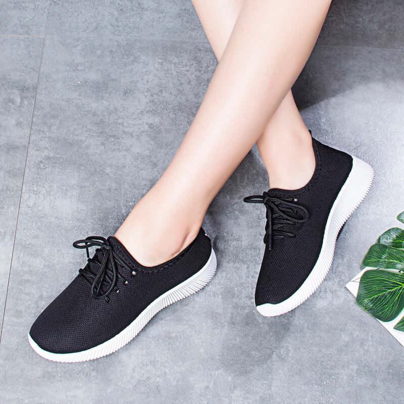 Women's shoes old Beijing cloth shoes soft bottom, middle-aged casual sports shoes, female, fashion mother shoes wholesale